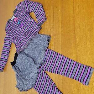Kids On The Go Size 2T Striped 2 Piece Outfit